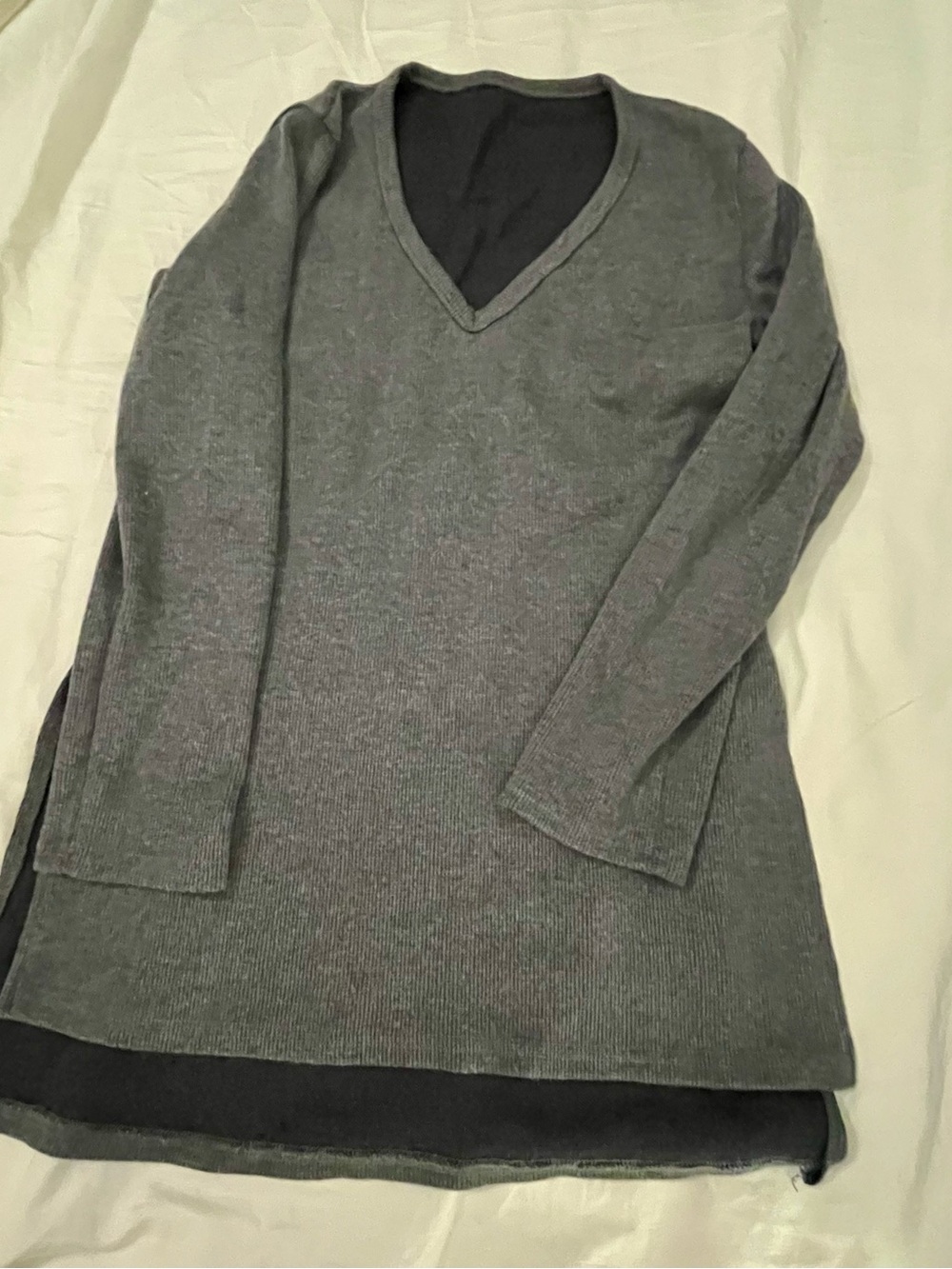 V-Neck Long Sleeve Sweater - Gray